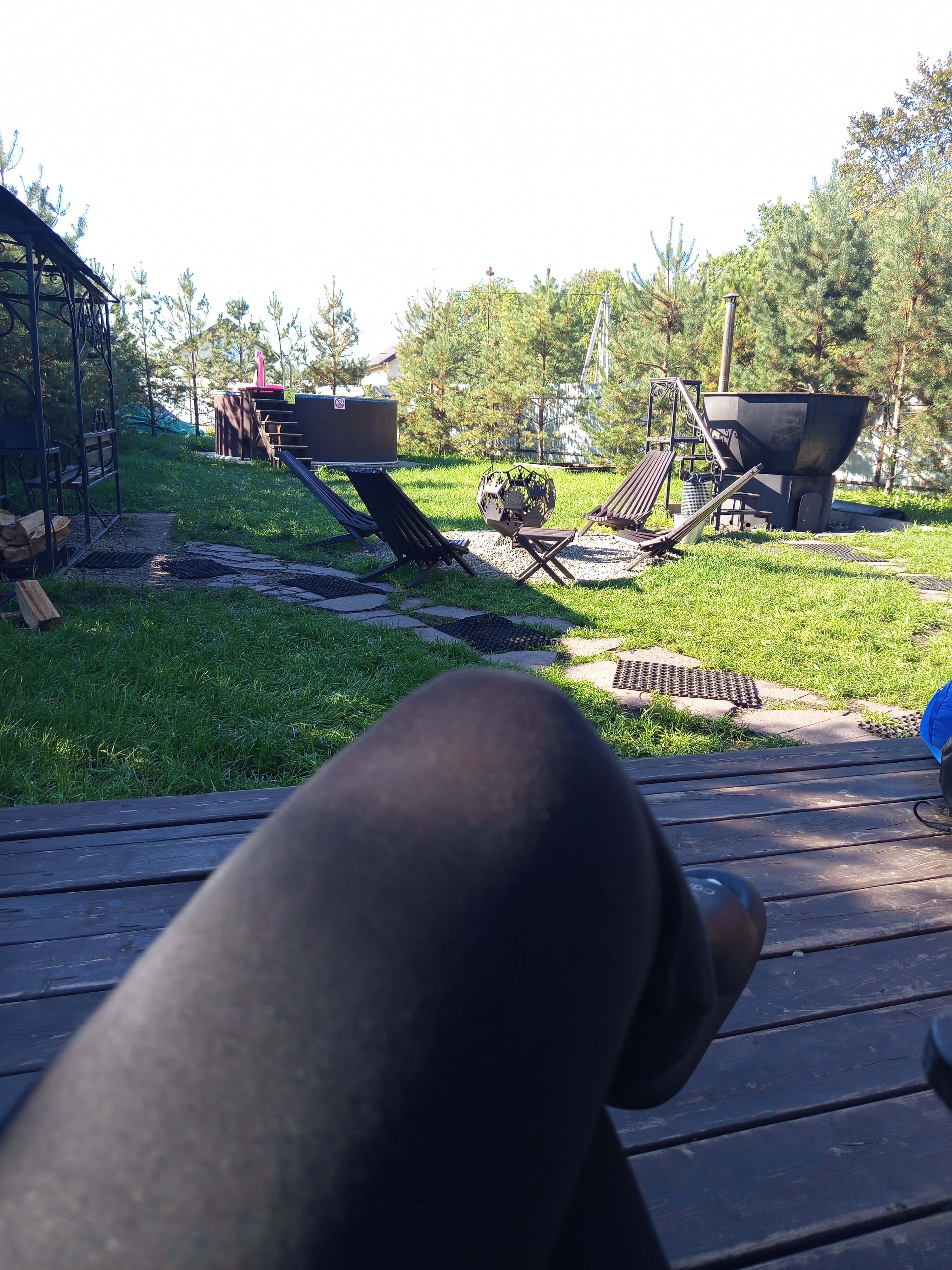 Фото Шалаш у озера