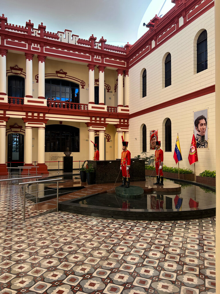 Museum Cuartel de la Montaña 4f, Caracas, photo