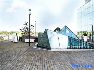Гостиница Movenpick Hotel Amsterdam City Centre