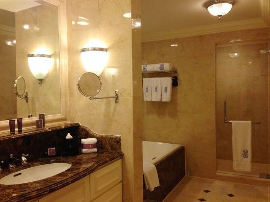 Фото The Ritz-Carlton Kuala Lumpur