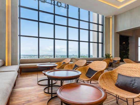 Фото Maayo Hotel