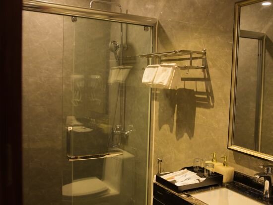 Фото Confetti Garden Hotel