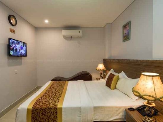 Фото Galaxy Hotel - Tan Binh