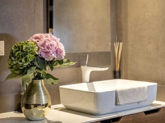 Фото Cornaro Hotel