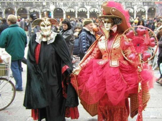 Фото Ambassador Tre Rose