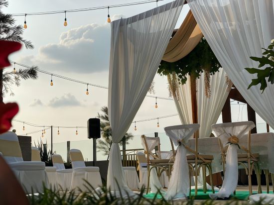 Фото Bigland Hotel Bogor