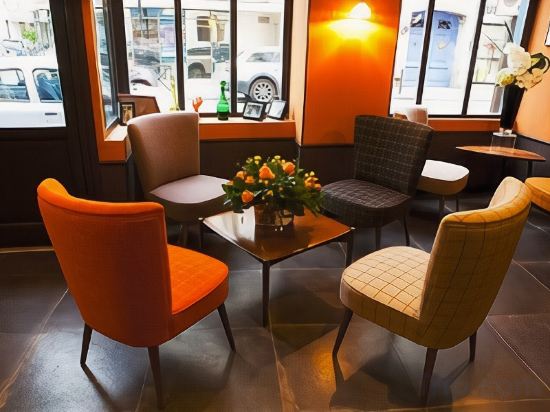 Фото Hôtel Boris V.by Happyculture