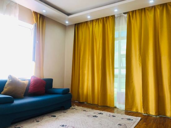 Фото Eagle Town Service Apartment