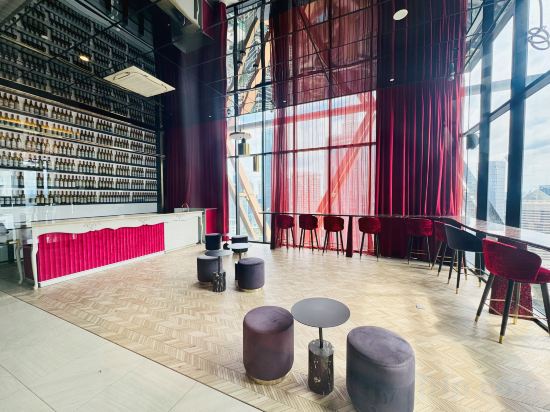 Фото KLCC Luxury Suite @ Scarletz by Lily and Loft