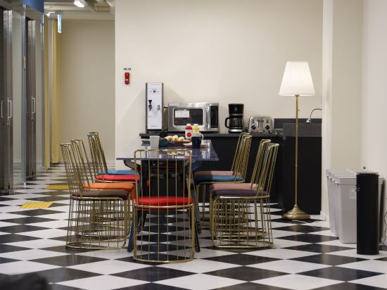 Фото Bluedot Poshtel