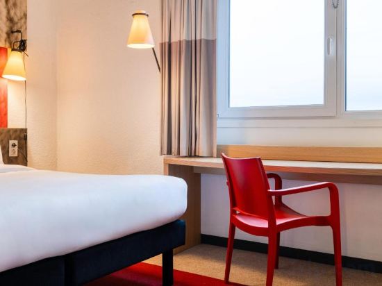 Фото B&b Hotel Mons Gare