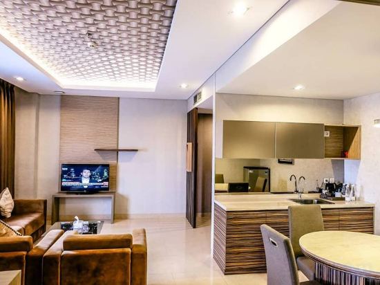 Фото Aston Imperial Bekasi Hotel & Conference Center