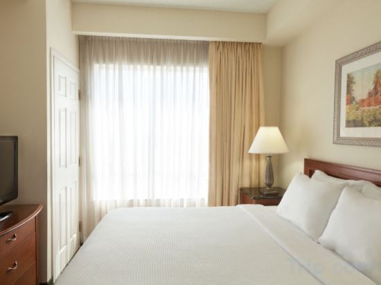 Фото Residence Inn by Marriott Toronto Airport