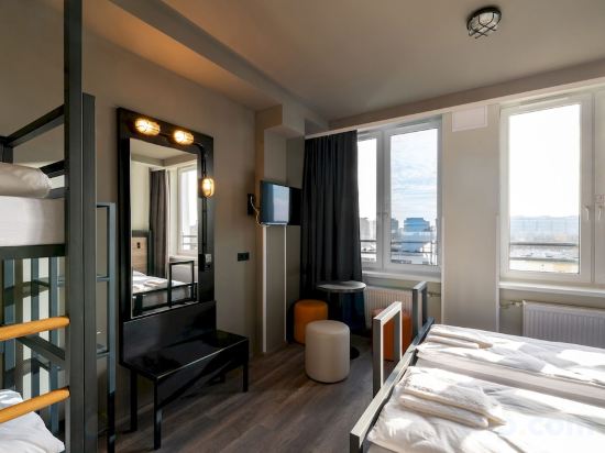 Фото a&o Köln Dom