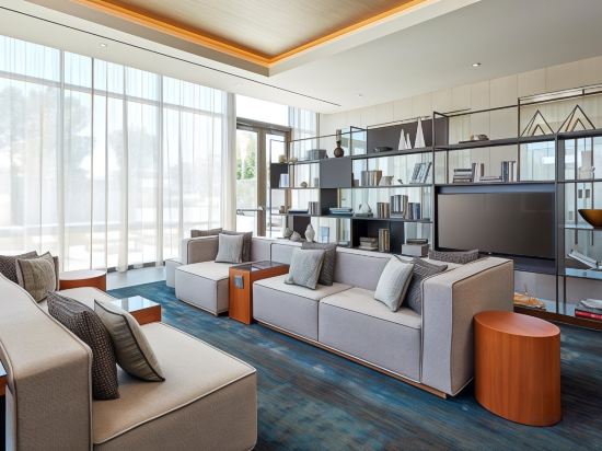 Фото Ac Hotel by Marriott Sunnyvale Cupertino