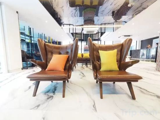 Фото Bella B All Suite Bangkok