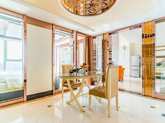 Фото 83774305290