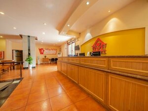 Tongren Rujia Hotel (No. 96 Qingshui Avenue), hotel