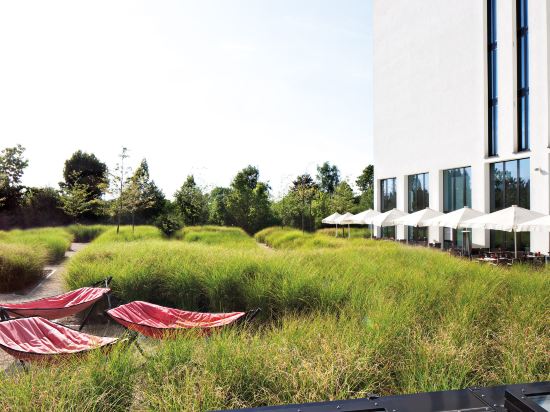 Фото Leonardo Royal Hotel Munich