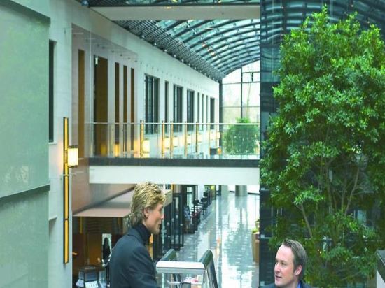 Фото Maritim Hotel Dusseldorf