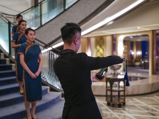 Фото The St. Regis Qingdao