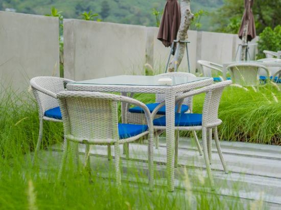 Фото The Woods Natural Park Resort Phuket