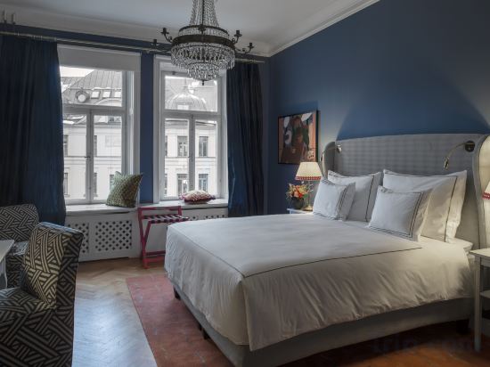 Фото The Sparrow Hotel