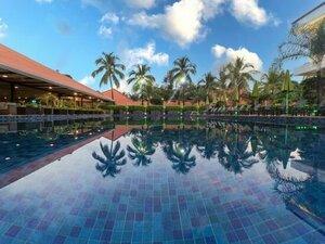 Гостиница Отель Riviera Royal Hotel