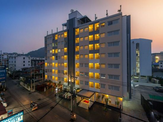 Фото отеля 1