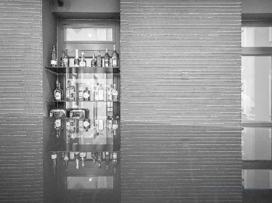 Фото Holiday Inn Express Lisboa Av. Liberdade