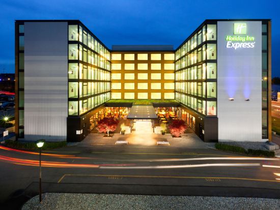Фото Holiday Inn Express Zurich Airport, an Ihg Hotel