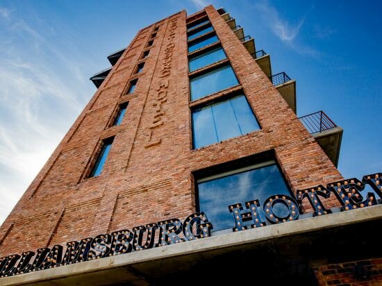 Фото The Williamsburg Hotel