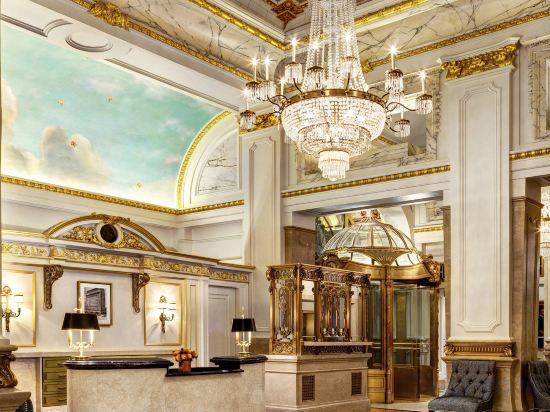 Фото The St. Regis New York