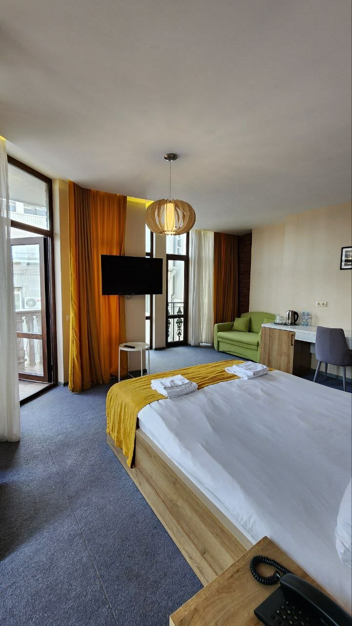 Фото Hotel London