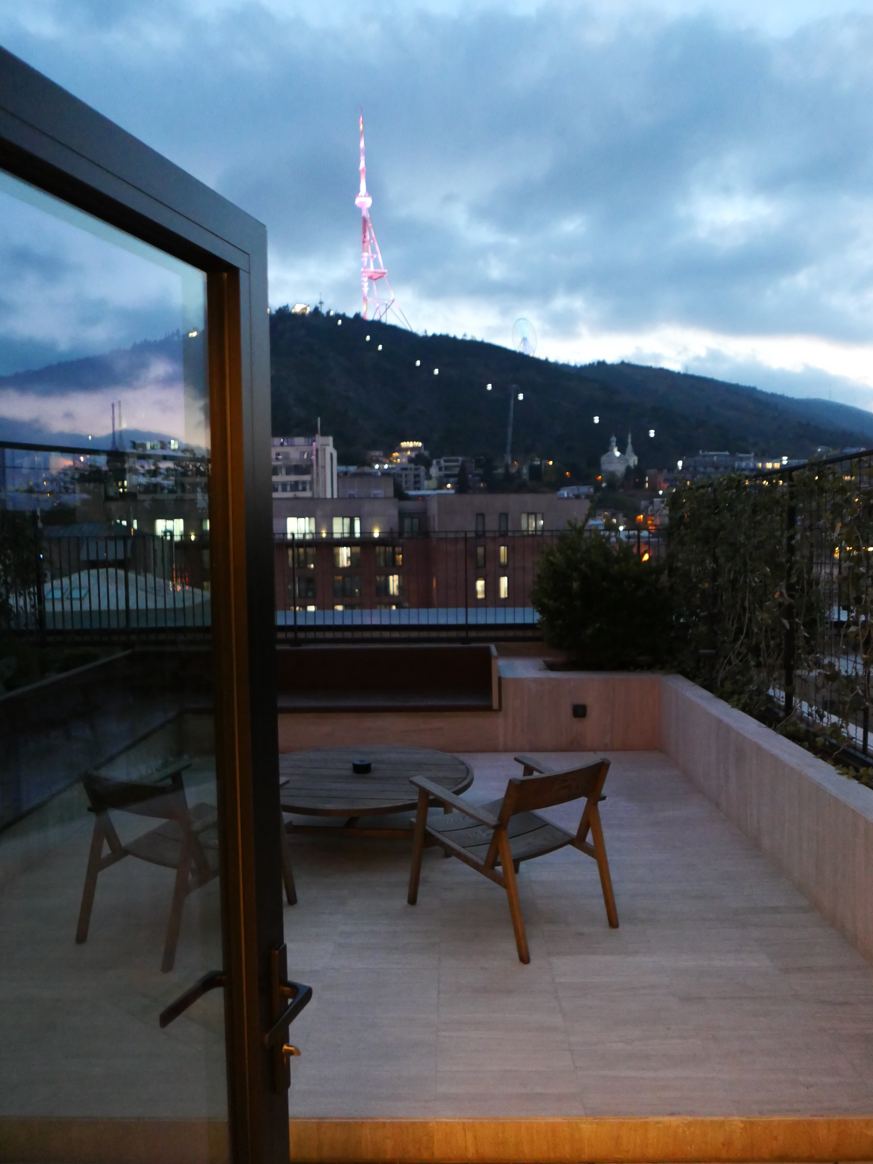 Фото The Telegraph Hotel