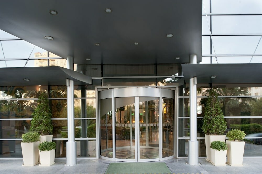 Фото Holiday Inn Kuwait Salmiya