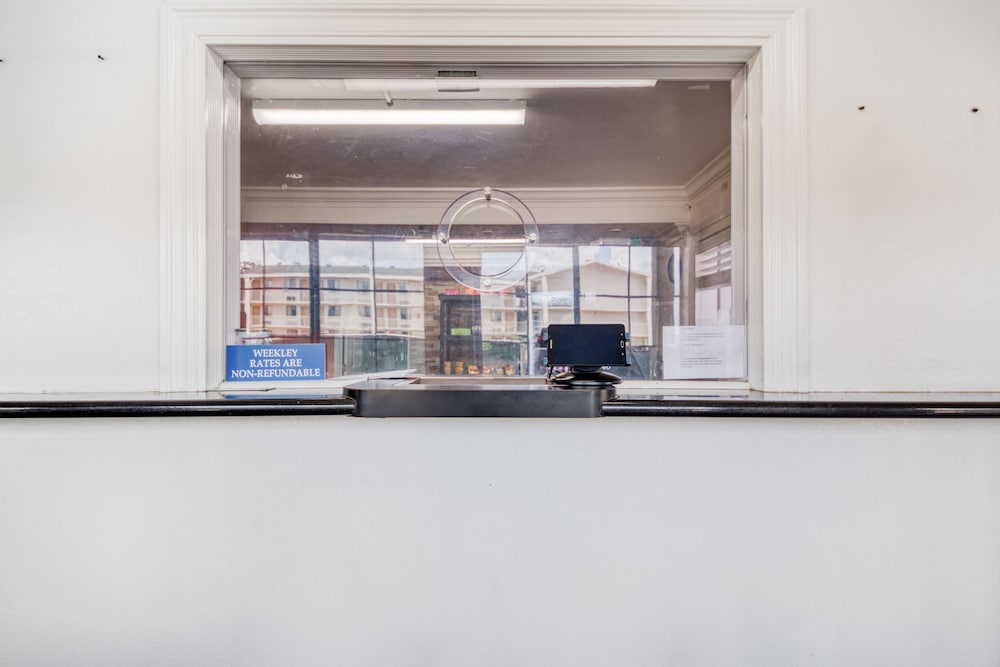 Фото Oyo Hotel Baton Rouge East I-12