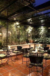 Гостиница Hotel Estalar Suites Jones