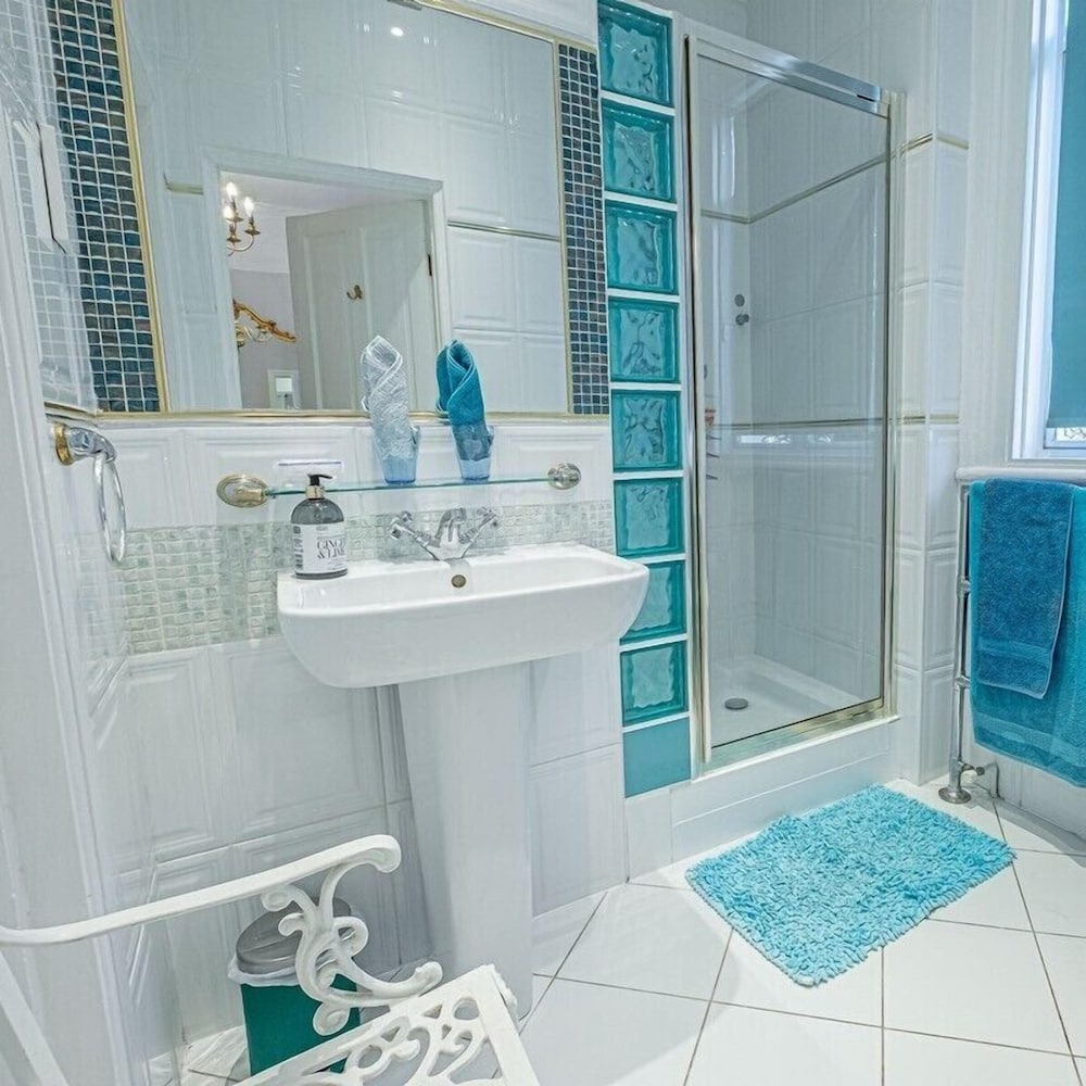 Фото Juliette's Bed and Breakfast