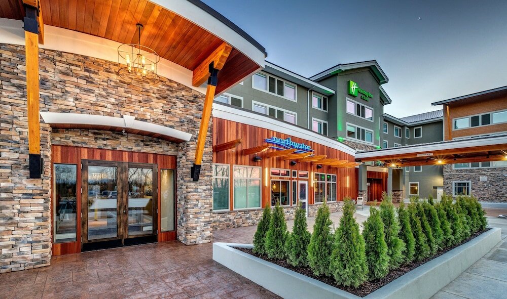 Фото Holiday Inn & Suites Bellingham, an Ihg Hotel