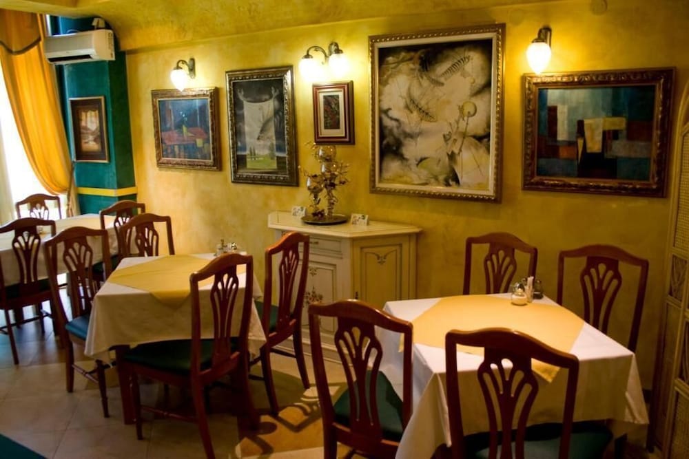 Фото Hotel Kerber Podgorica