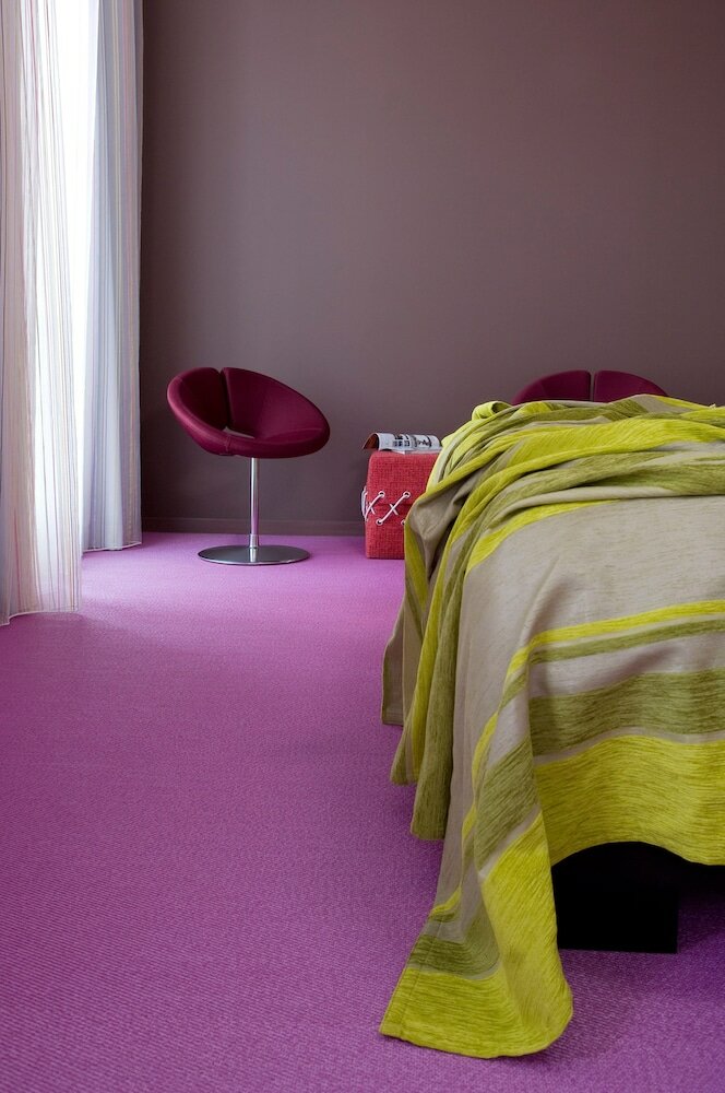 Фото Eburon Hotel - Different Hotels