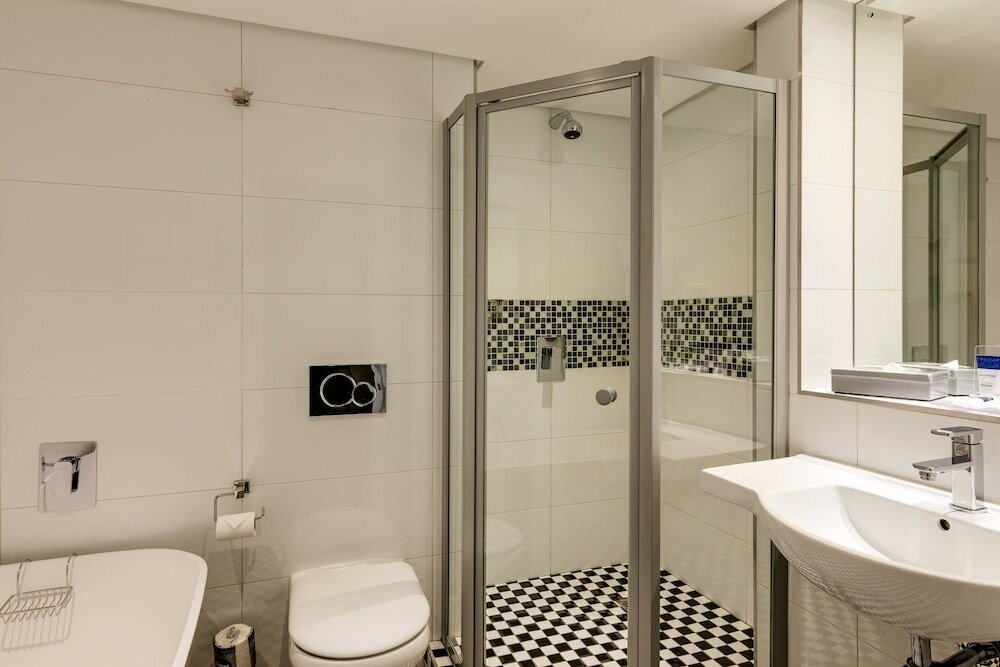 Фото Protea Hotel by Marriott Knysna Quays