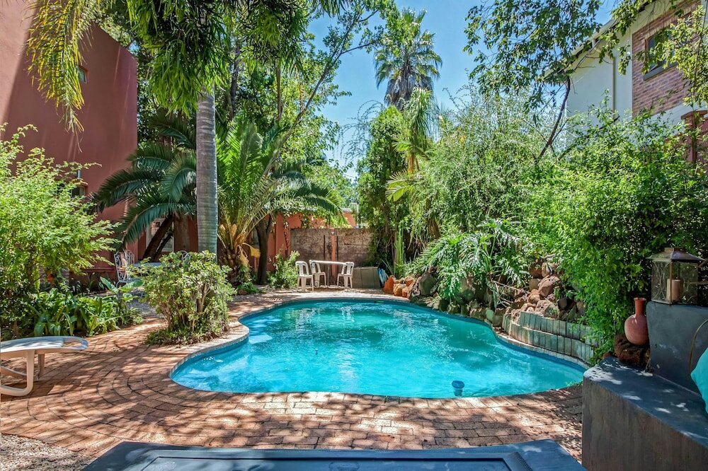 Фото Sitatunga Guest Lodge & Transfers