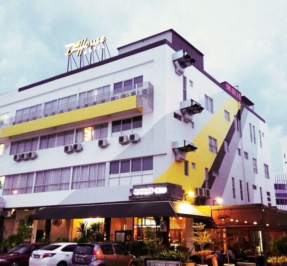 Фото отеля 1