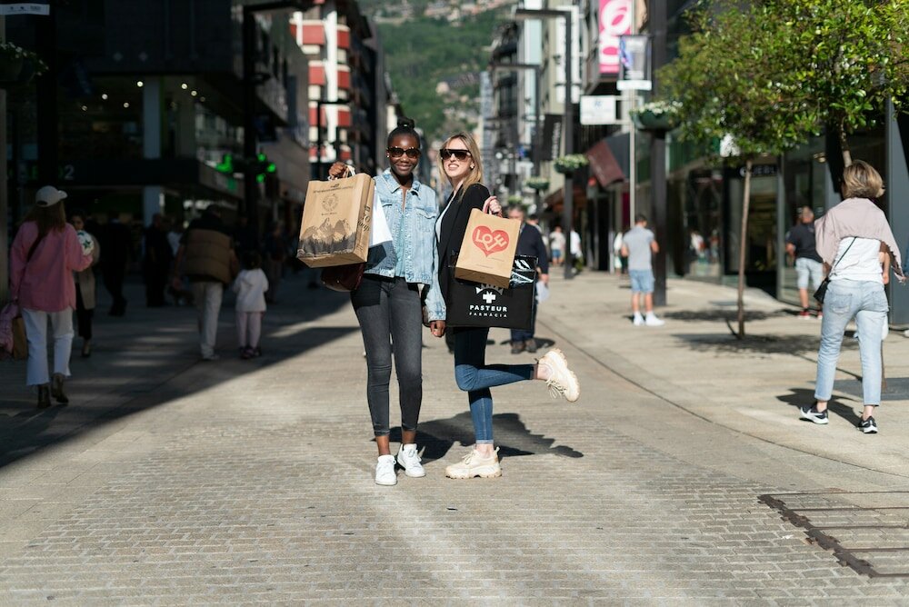 Фото Yomo Centric