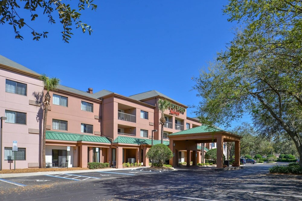 Фото Courtyard by Marriott Tampa North/I-75 Fletcher