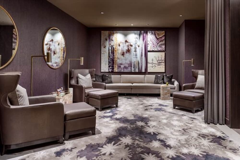 Фото The Omni King Edward Hotel