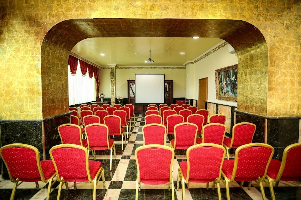 Фото Montecito Hotel