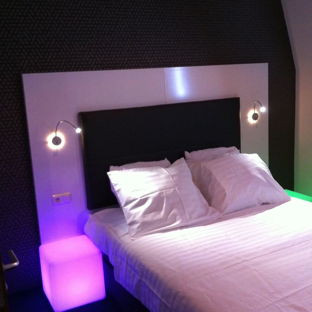 Фото Hotel Vossius Vondelpark